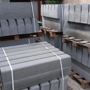 Bó vỉa 18x30x100 (cm) vuông tại Việt Cường