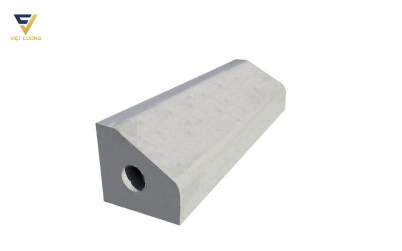 Điểm nổi bật của bó vỉa 23x26x100 (cm) so với dòng thông thường