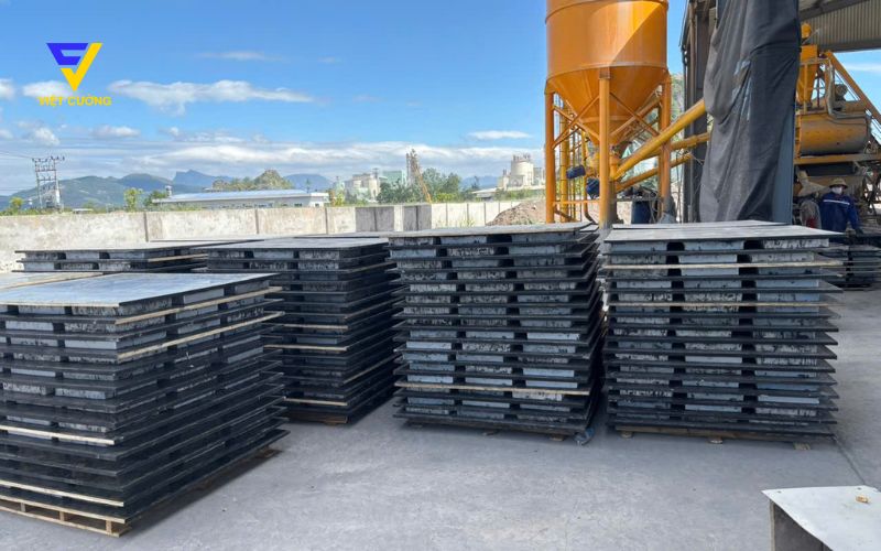 Vì sao cần nắm rõ tiêu chuẩn gạch bê tông lát vỉa hè?